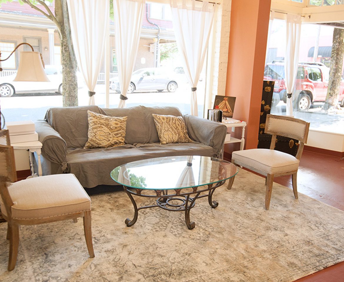 Kimi Photography’s new Photography Studio in Alphabet district in Portland Oregon!