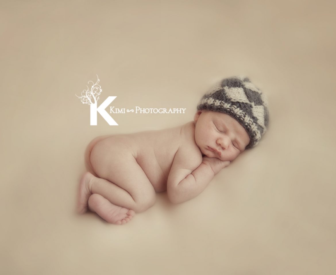 Portland Newborn Photographer Kimi Photography: 3 week old baby Julian