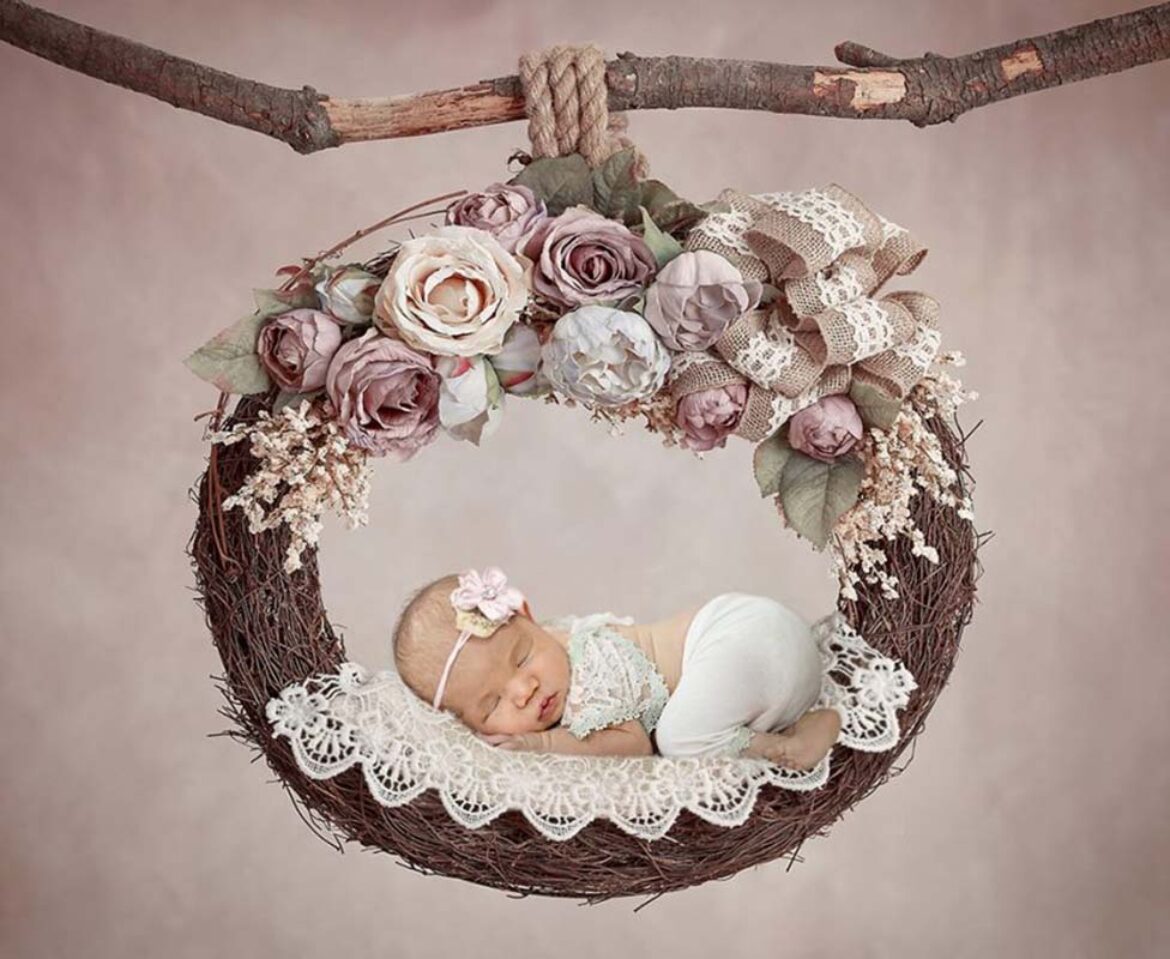 Newborn baby pictures in Portland