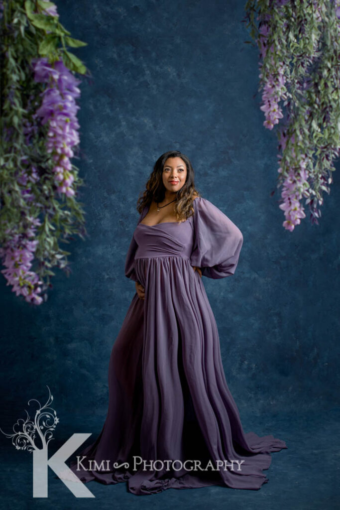 Kimi Photography is a Portland maternity and newborn photographer. Kimi Photography is specialized in fine art portrait photography.